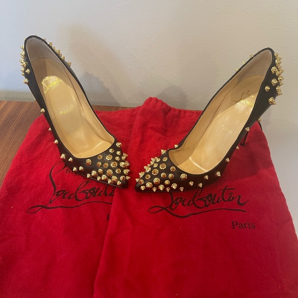 christina loubutonheals